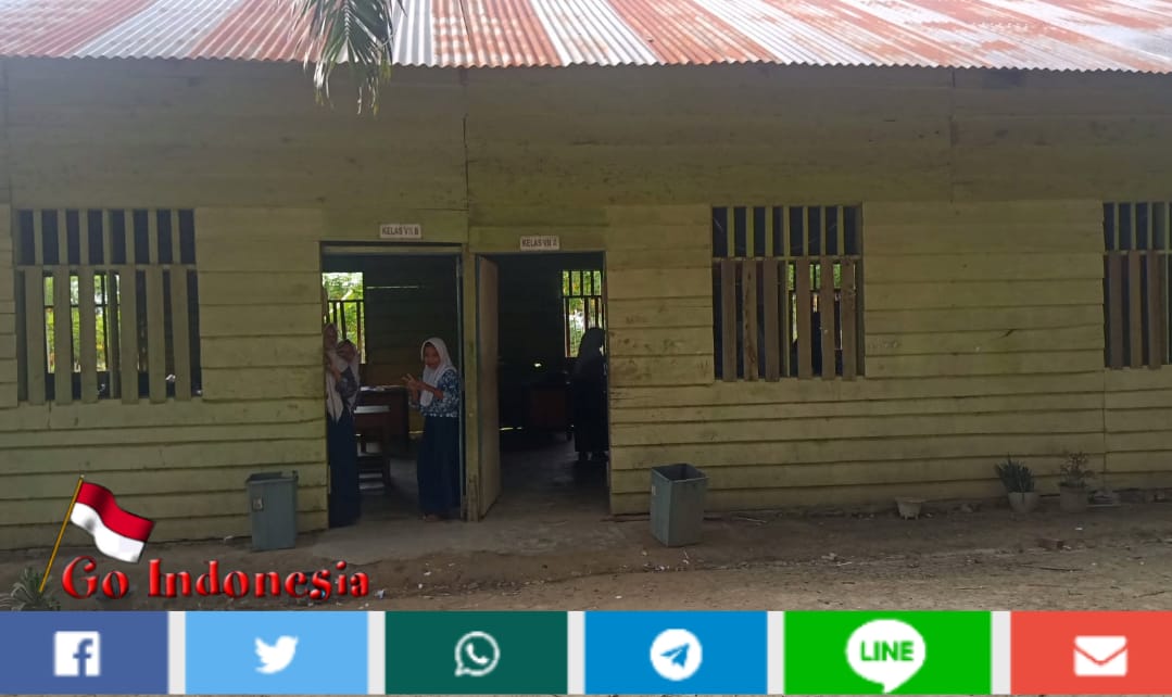 Miris Tiga Lokal SMP Negeri Satu Atap 3 Tungkal Ulu Tak layak Pakai