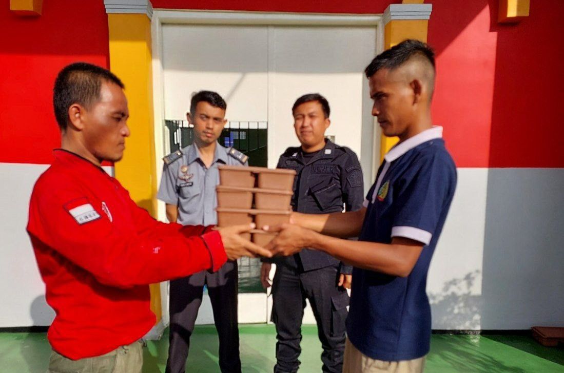 Lapas Kelas IIA Cikarang, Pastikan Warga Binaan Dapatkan makanan yang berkualitas dan bergizi sesuai dengan ketentuan yang berlaku