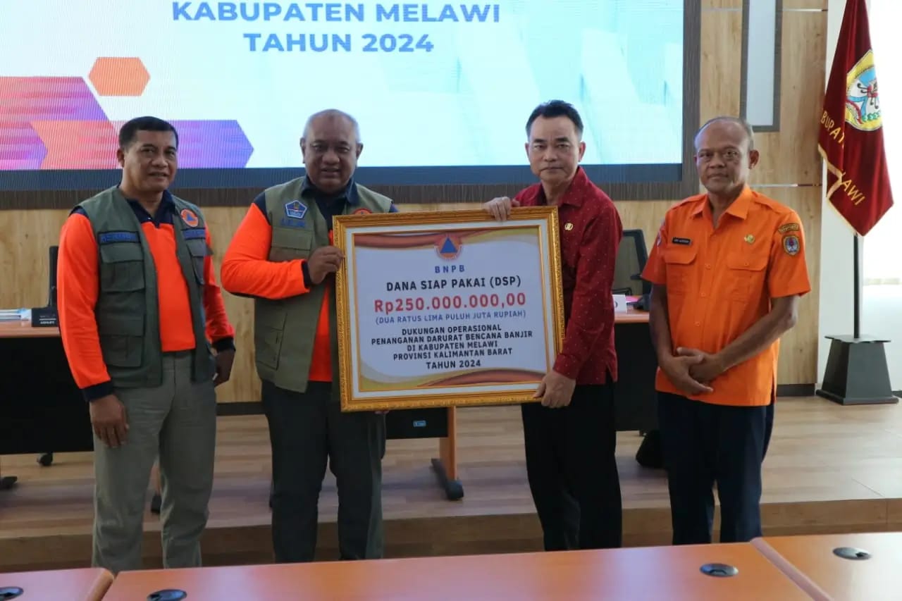 BNPB Berikan Bantuan Penanganan Banjir Melawi