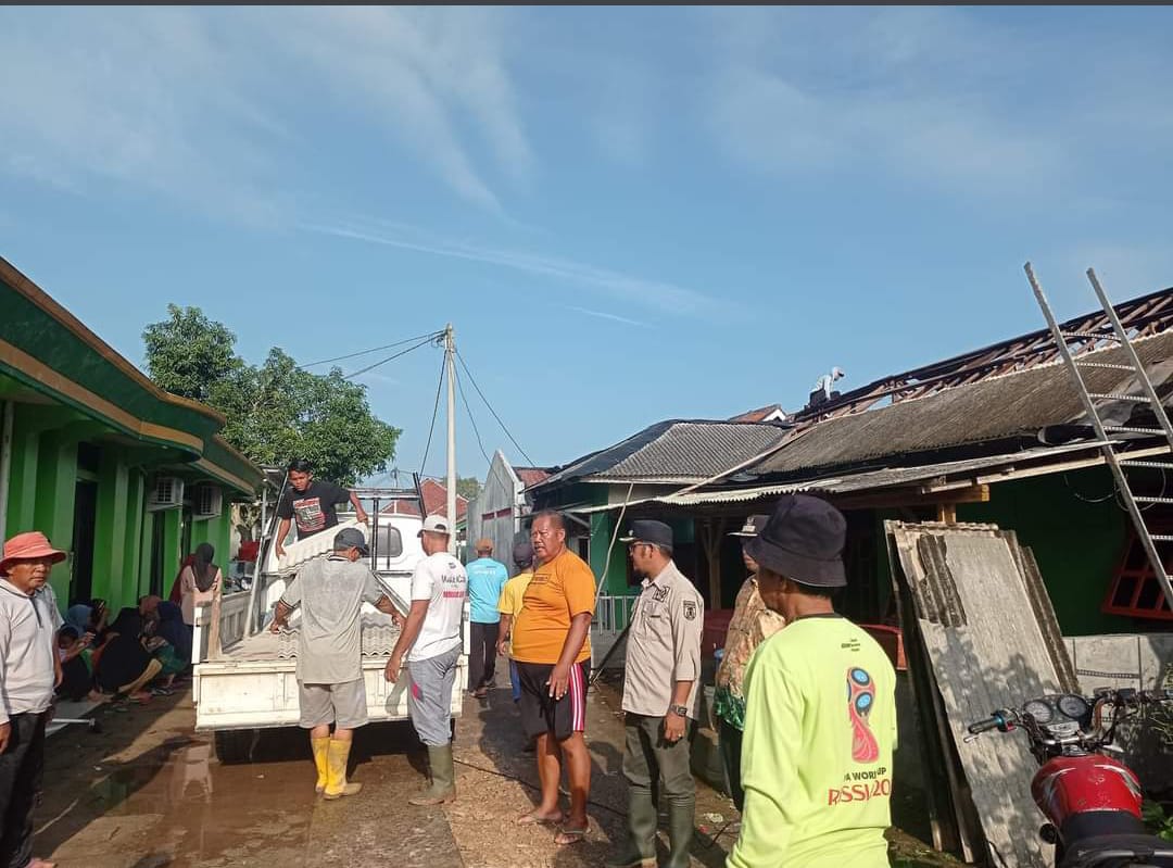 Puting Beliung Porak Porandakan Rumah Warga Gedung Karya Jitu Tulang Bawang Lampung