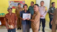 Pemerintah Salurkan 30 KPM BLT DD di Kampung Agung Dalem Kecamatan Banjar Margo