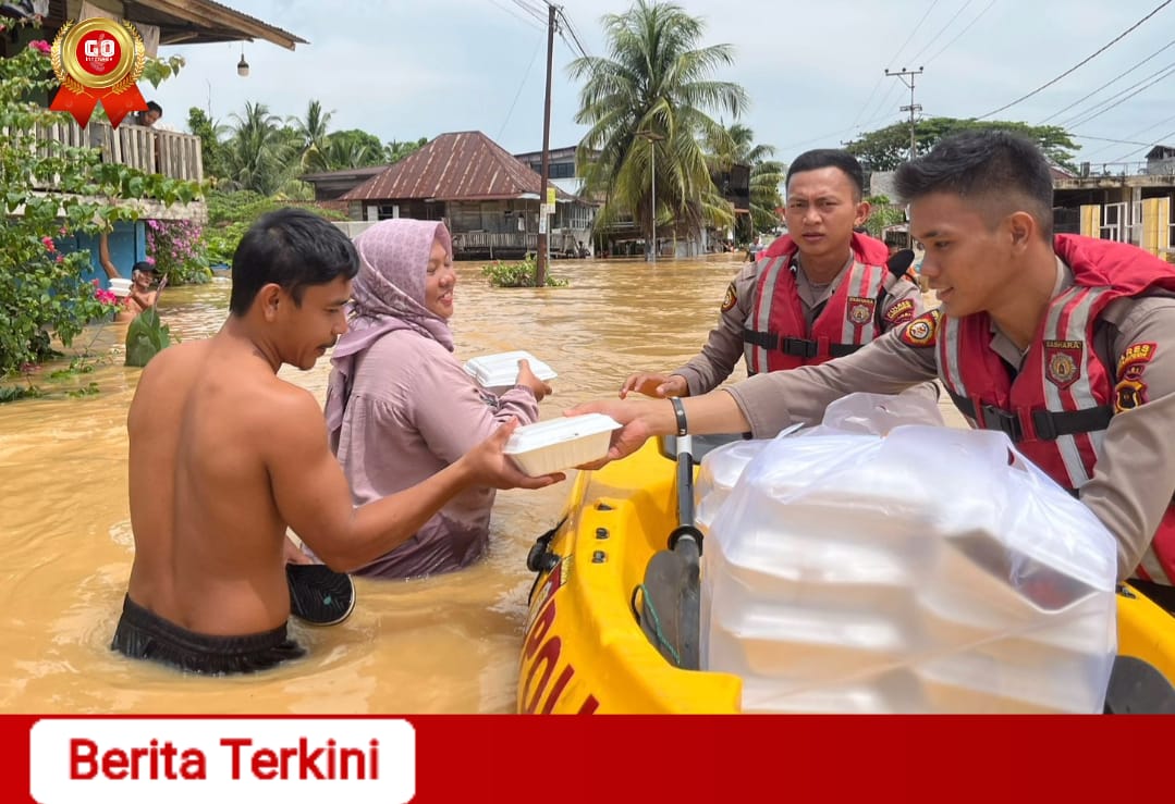 Kapolres Sarolangun, Pimpin Evakuasi dan Berikan Bantuan Kepada Korban Banjir