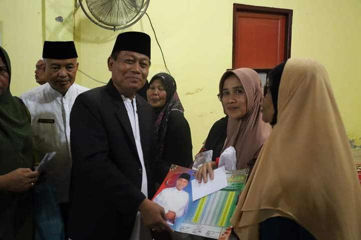 Pemerintah Kota Tanjungbalai H Waris Tholib Penyaluran Bantuan Fakir Miskin Yang Diselenggarakan Oleh Badan Zakat Nasional (Baznas) Bersama Kementerian Agama
