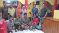 Suasana Haru dan Sendu Warnai Detik Detik Pemulangan Korban KM. Yuiee Jaya II