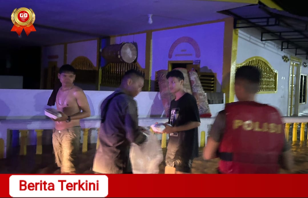 Kapolres Sarolangun, Pimpin Evakuasi dan Berikan Bantuan Kepada Korban Banjir