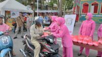 Bhayangkari Peduli Bersama Sat Intelkam Polres Kepulauan Meranti Berbagi Takjil Bersama