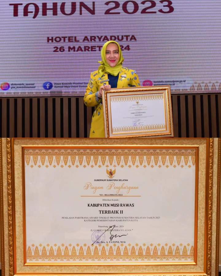 Bupati Musi Rawas, Hj Ratna Machmud Menerima Penghargaan Paritrana Award di Ballroom Hotel Arya Duta Palembang