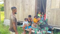 Satgas Pamtas Yonif 407/PK Laksanakan Bakti Kesehatan Kepada Warga Perbatasan Di Wilayah Penugasan
