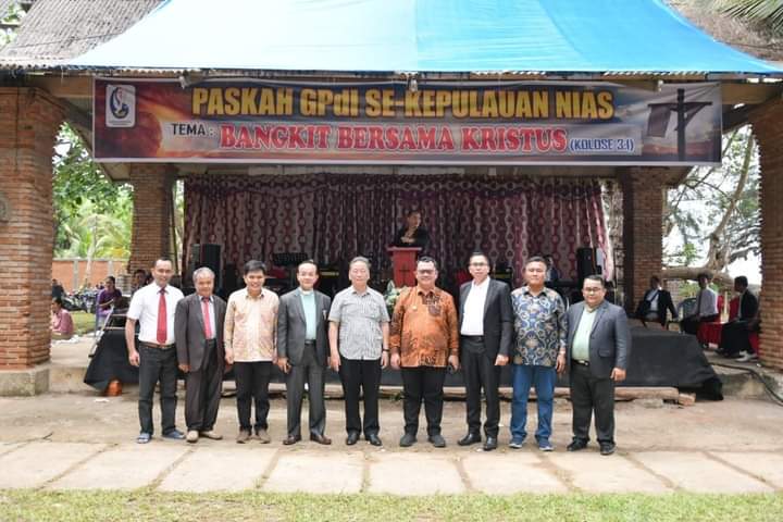 Walikota Sowa’a Loali, S,E.,M.Si Menghadiri Acara Paskah GPDI Se-Kepulauan Nias Yang Bertempat Di Miga Beach Kota Gunungsitoli