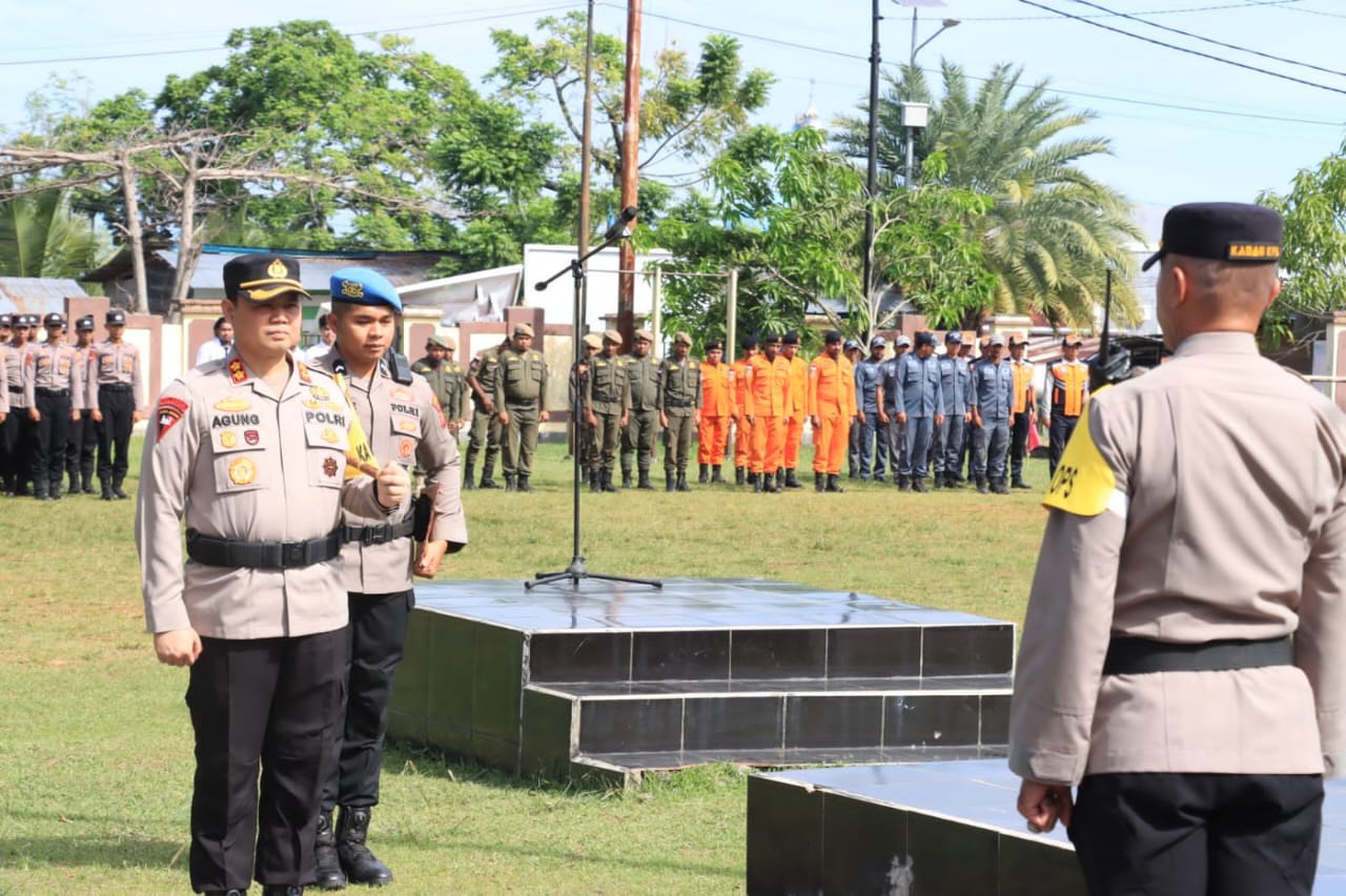 Polres Morotai Lakukan Apel Gelar Pasukan Operasi Kepolisian Terpusat Ketupat Kie Raha 2024