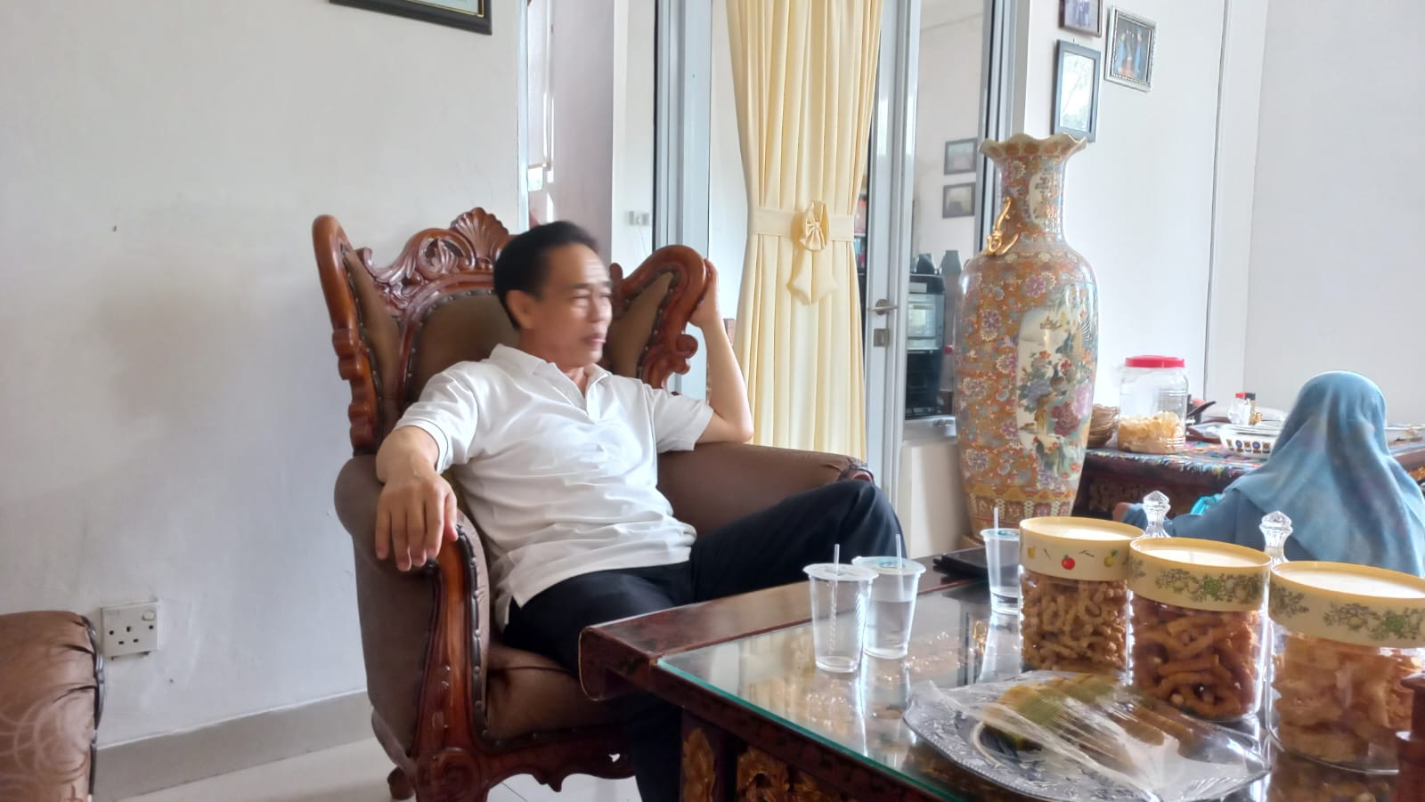 Emtrizar Karyan Ketua DPD Partai Ummat Gelar Open House di Central Sukajadi 