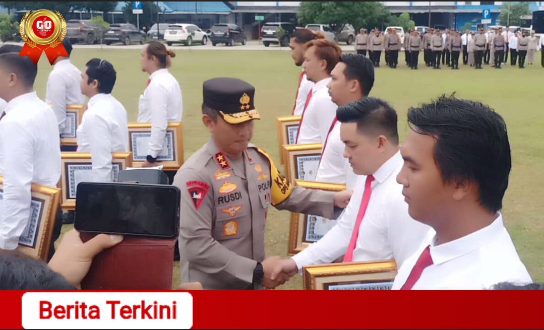Kapolda Jambi Memberikan Apresiasi dan Penghargaan Kepada Personel Satnarkoba Polresta Jambi