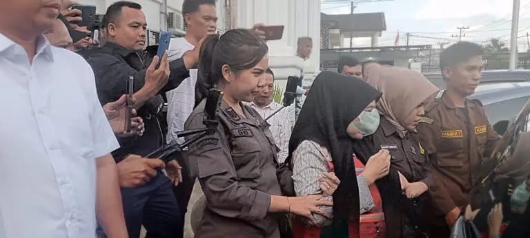 Kejaksaan Negeri Lubuklinggau Menyelesaikan Tugas Penyidik di Dinas Pendidikan Musi Rawas Tersangka Kasus Korupsi