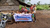 Bhabinkamtibmas Desa Sendaur Kec Rangsang Pesisir Ini Keliling Sediakan Pustaka Bagi Anak-Anak Pulau Terluar