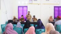 Salurkan 165 Paket Sembako Pemkab Meranti ,Untuk Warga Terdampak Banjir di Alahair Timur