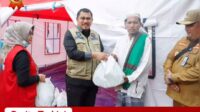 Bantuan Sembako dan Obat-obatan Kepada Pondok Pesantren Hijratul Khoir di Sungai Binjai dari Bupati Bungo H. Mashuri, Sp. ME