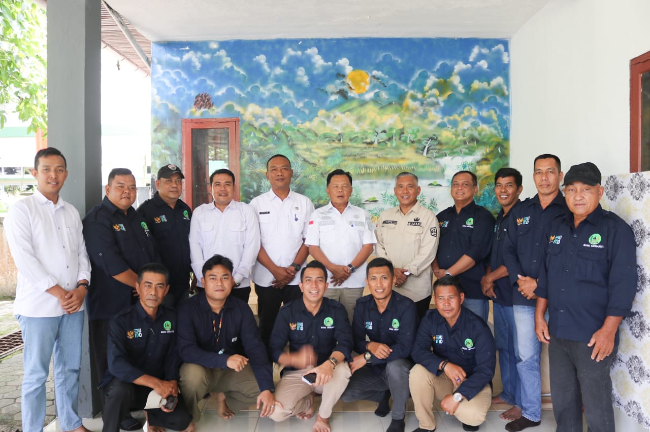 Plt Bupati Asmar Pimpin RUPS BUMD PT Bumi Meranti