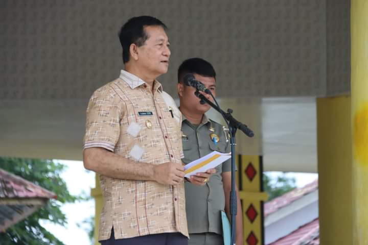 Wakil Bupati Yusman Zega A. Pi., M. Si Mengukuhkan Satuan Tugas Perlindungan Masyarakat (SATGAS LINMAS) Tingkat Wilayah Kabupaten Nias Utara