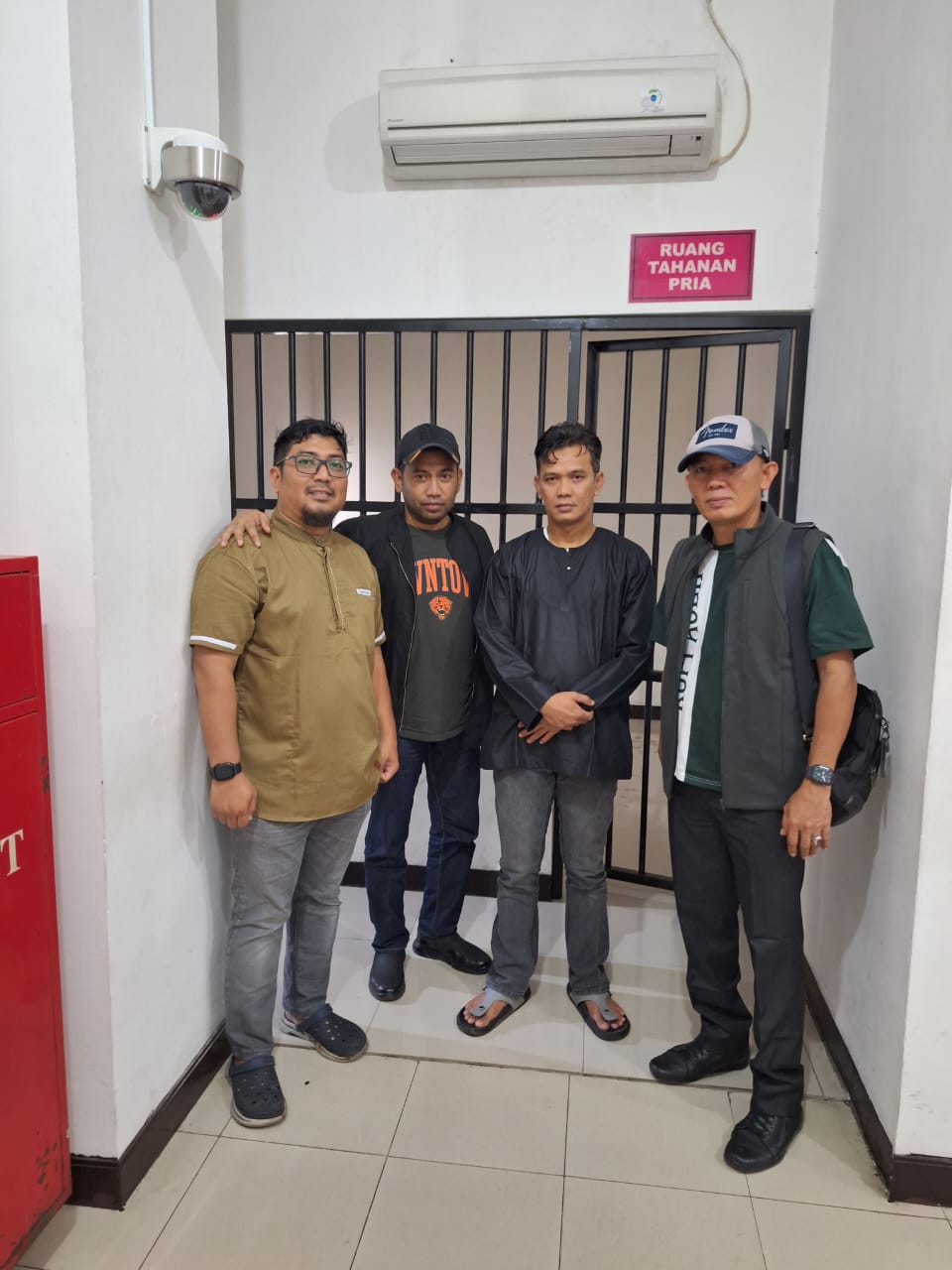 Tim Tabur Kejaksaan Agung Berhasil Mengamankan DPO Terpidana HMFA.