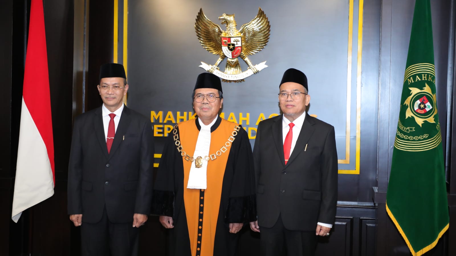 Ketua Mahkamah Agung Lantik Panitera Muda Perkara Pidana dan Panitera Muda Perkara Perdata Khusus
