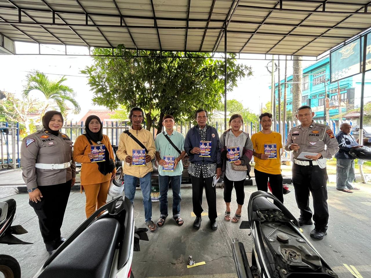 Cooling System Ditlantas Polda Riau pada Pelayanan Cek fisik ajak masyarakat wujudkan Pemilu Damai