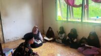 Satgas Yonif 407/PK Ikut Mengajar TPQ Warmasi Diwilayah Pos Penugasan