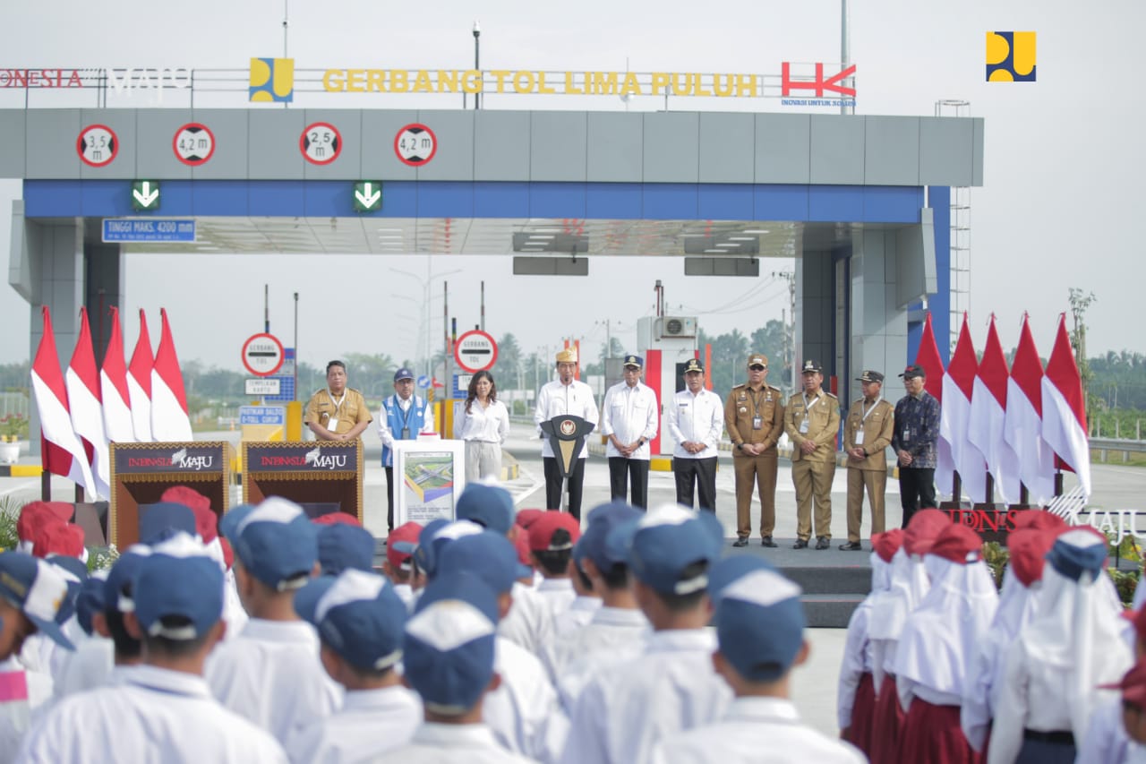 Perkuat Konektivitas Sumatera Utara, Presiden Jokowi Resmikan Jalan Tol Tebing Tinggi - Indrapura dan Tol Indrapura - Lima Puluh