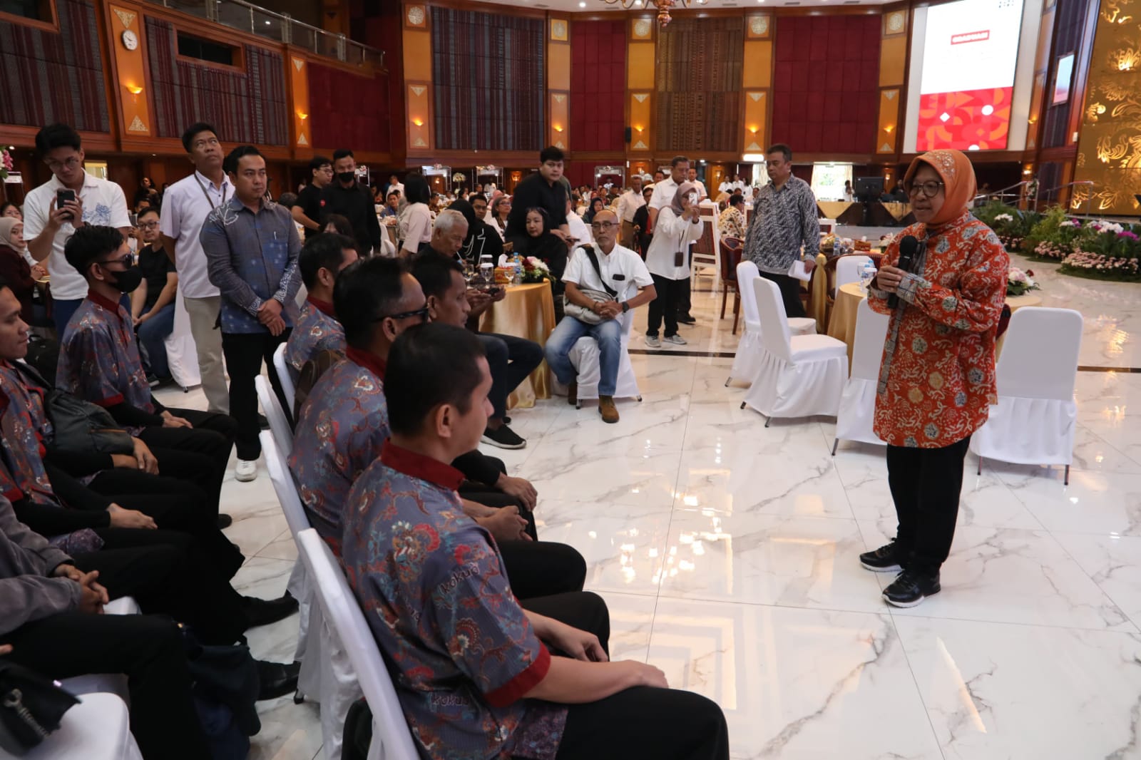Pekerjakan Disabilitas, 15 Perusahaan Dapat Penghargaan /Mensos Risma Rangka Mengentaskan Kemiskinan
