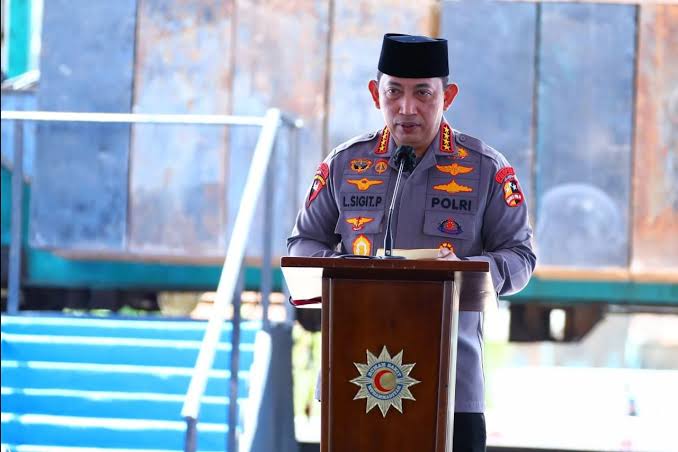 Kapolri Ajak Jaga Persatuan untuk Indonesia Emas di Momentum Isra Mi’raj 1445 H / 2024.
