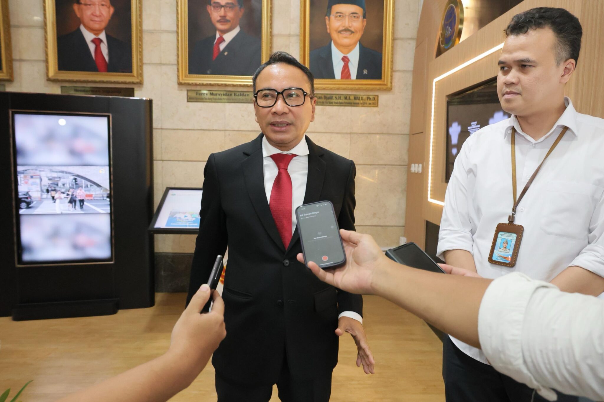 Kementrian ART/PBN Terus Berkomitmen Dalam Mempermudahkan Masyarakat Dapatkan Informasi Terkait Pertanahan dan Tata Ruang, Permohonan Melalui Website ppid.atrbpn.go.id