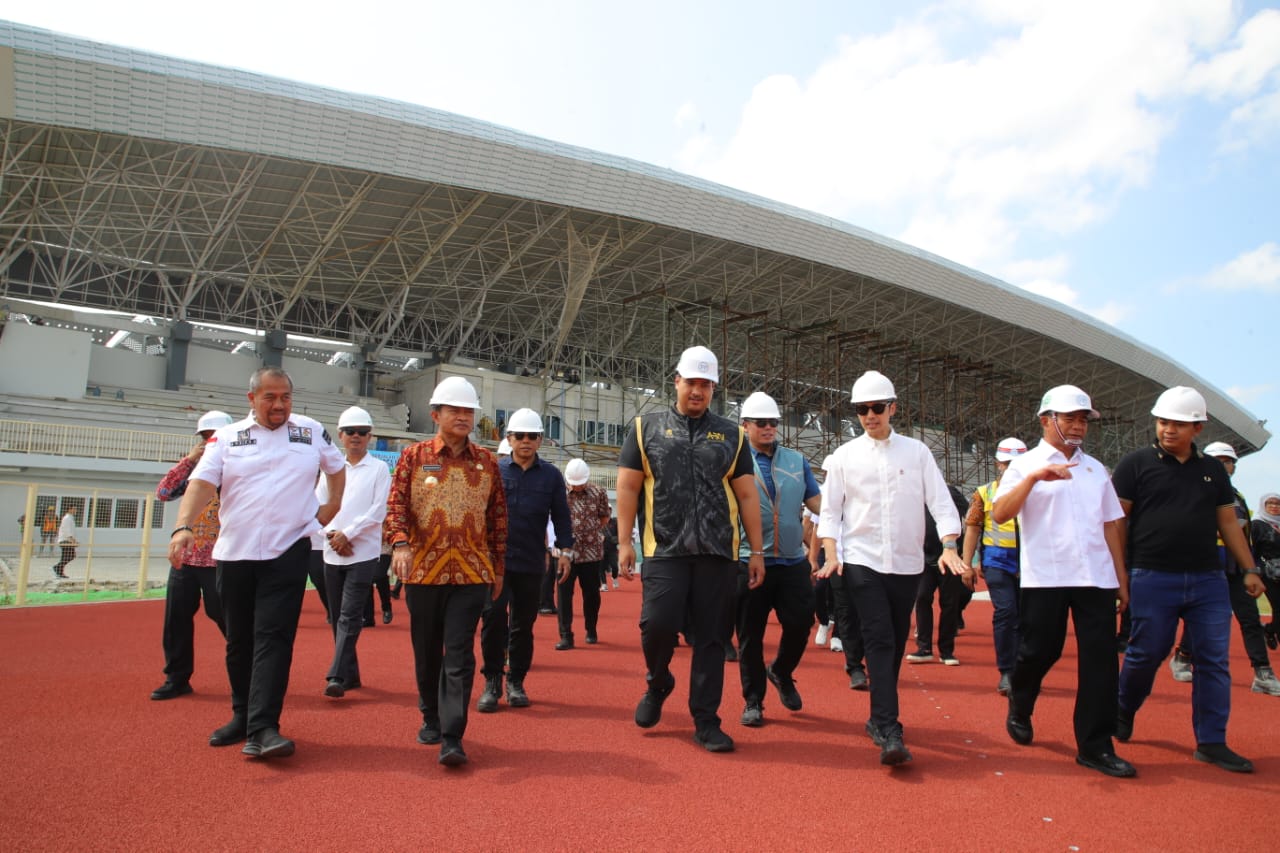 Persiapan PON XXI Aceh-Sumut 2024, Menpora Dito Bareng Menko PMK , Didampingi Pj Gubernur Tinjau Venue Atletik dan Stadion Utama Sumut