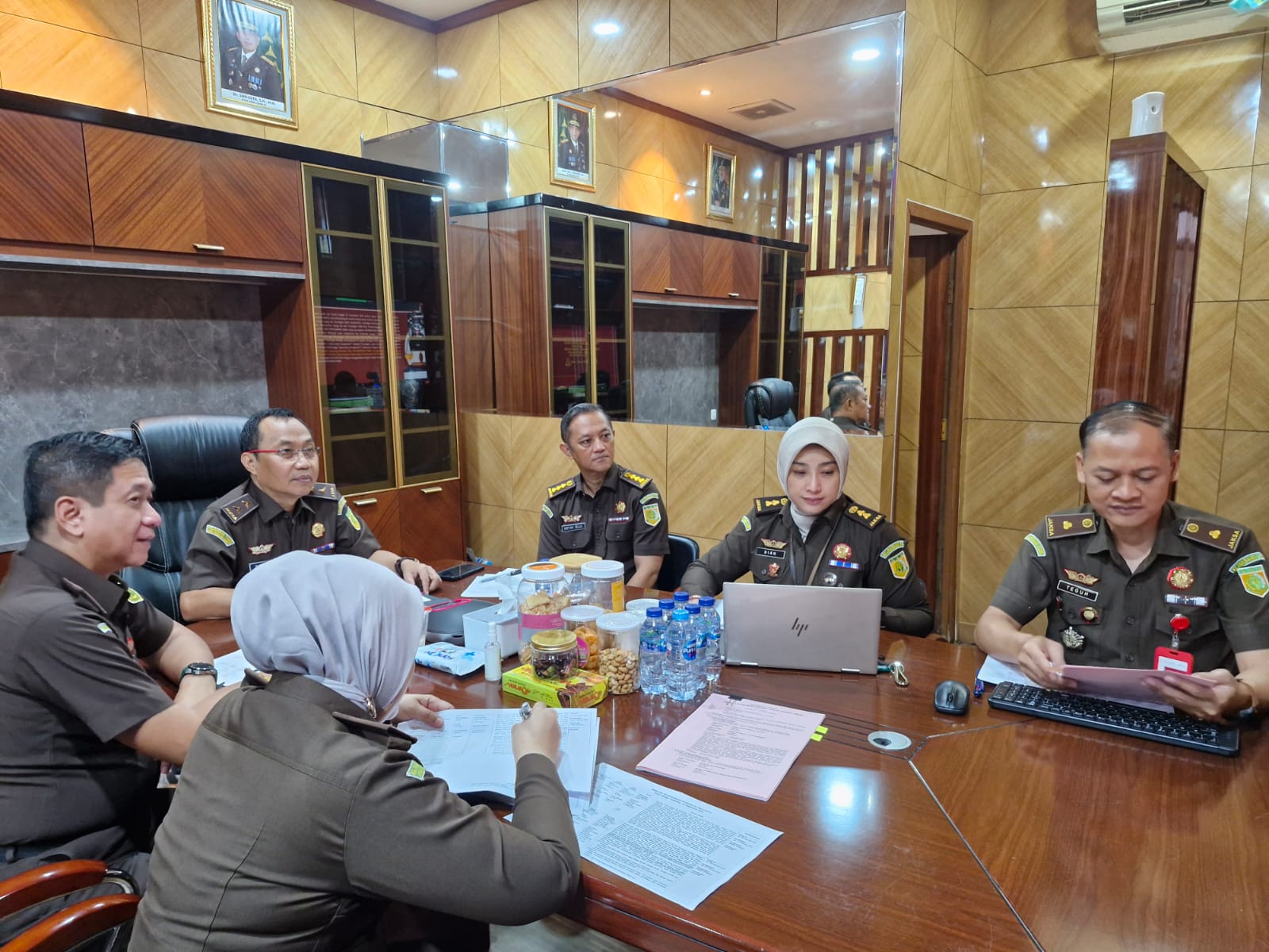 Jaksa Agung Mudah Tindak Pidana Umum Menyetujui 10 Pengajuan Penghentian Penuntutan Berdasarkan Restorative Justice 