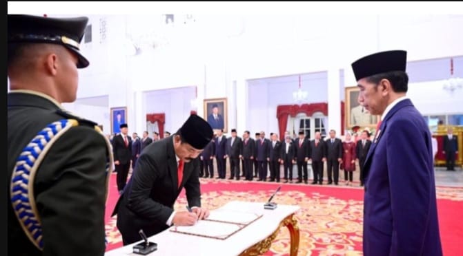 https://harianteks.com/hadi-tjahjanto-dilantik-presiden-jokowi-menjadi-mentri-koordinator-bidang-politik/