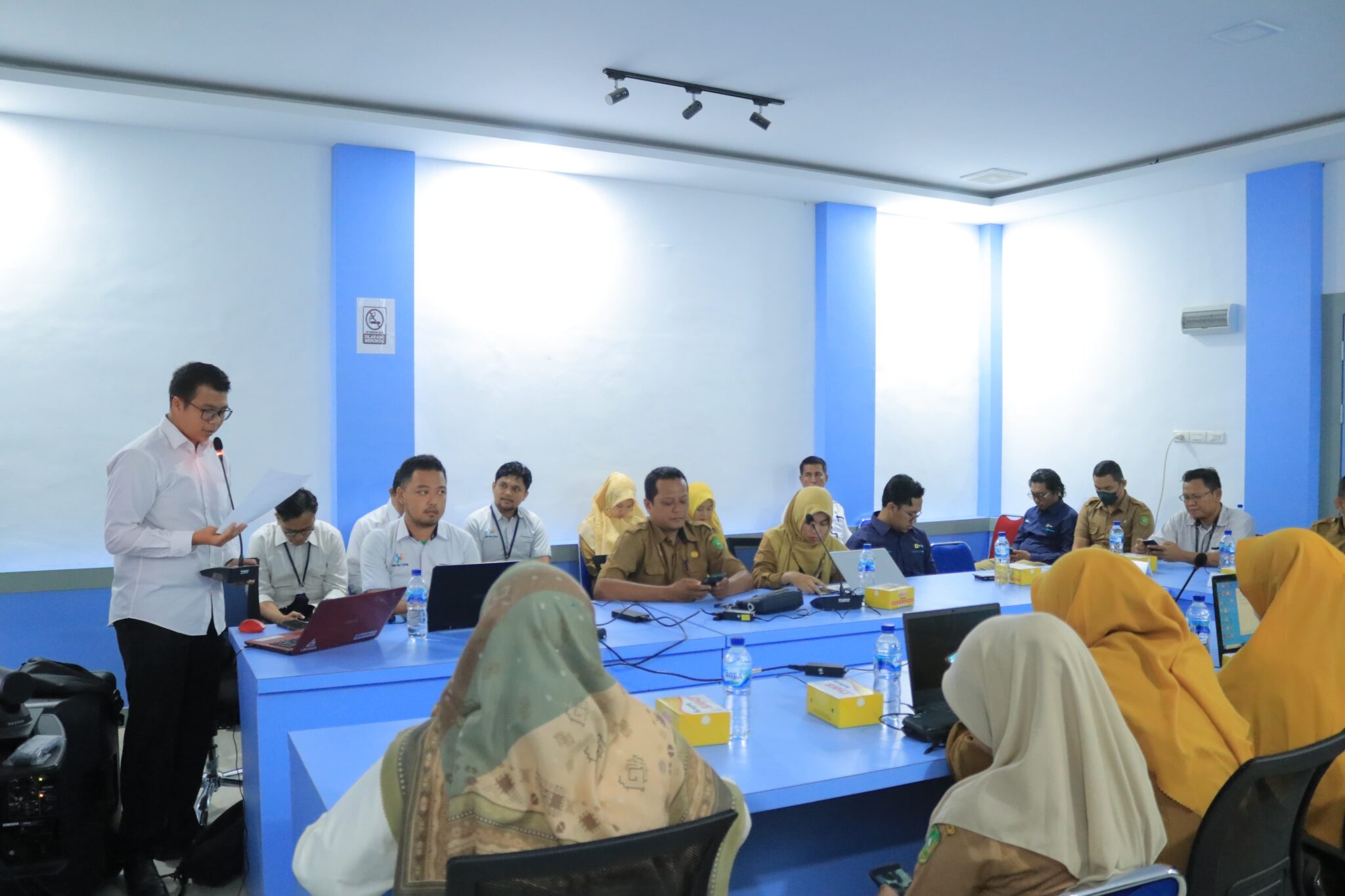 Staf Ahli Randolph Pimpin FGD Kepulauan Meranti Dalam Angka 2024 Dan Metadata Rekomendasi Statistik