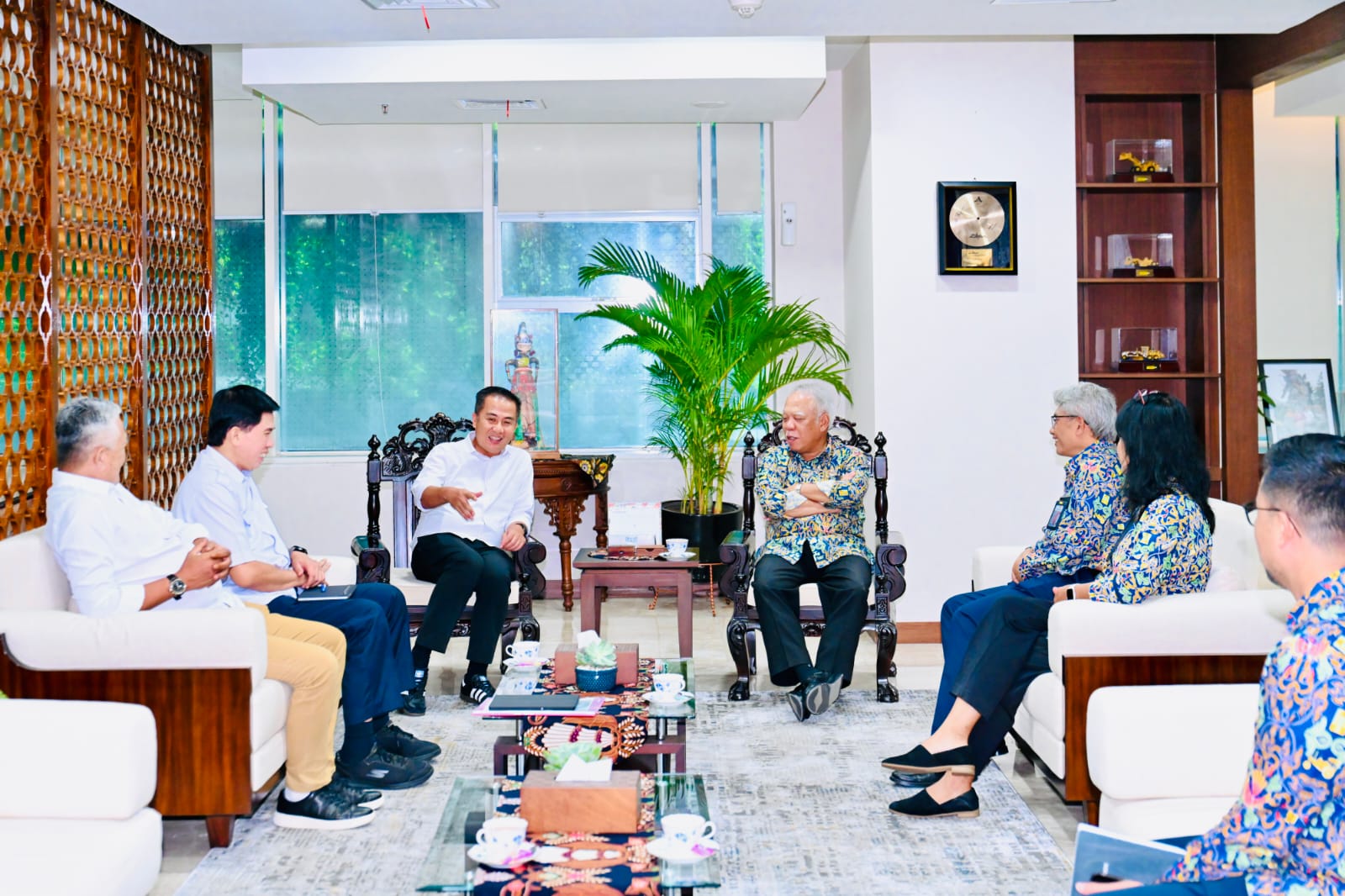 Menteri PUPR dan Pj Gubernur Jawa Barat Bahas 5 Agenda Pembangunan  Infrastruktur  di Jawa Barat