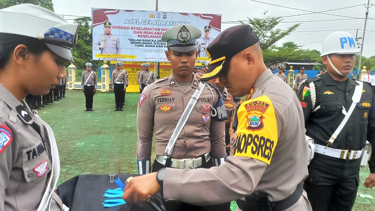 Polres Teluk Bintuni laksanakan gelar pasukan operasi keselamatan Mansinam 2024 dan Serta Cipta Kondisi Kamseltibcar Lantas Menjelang Bulan Ramadhan