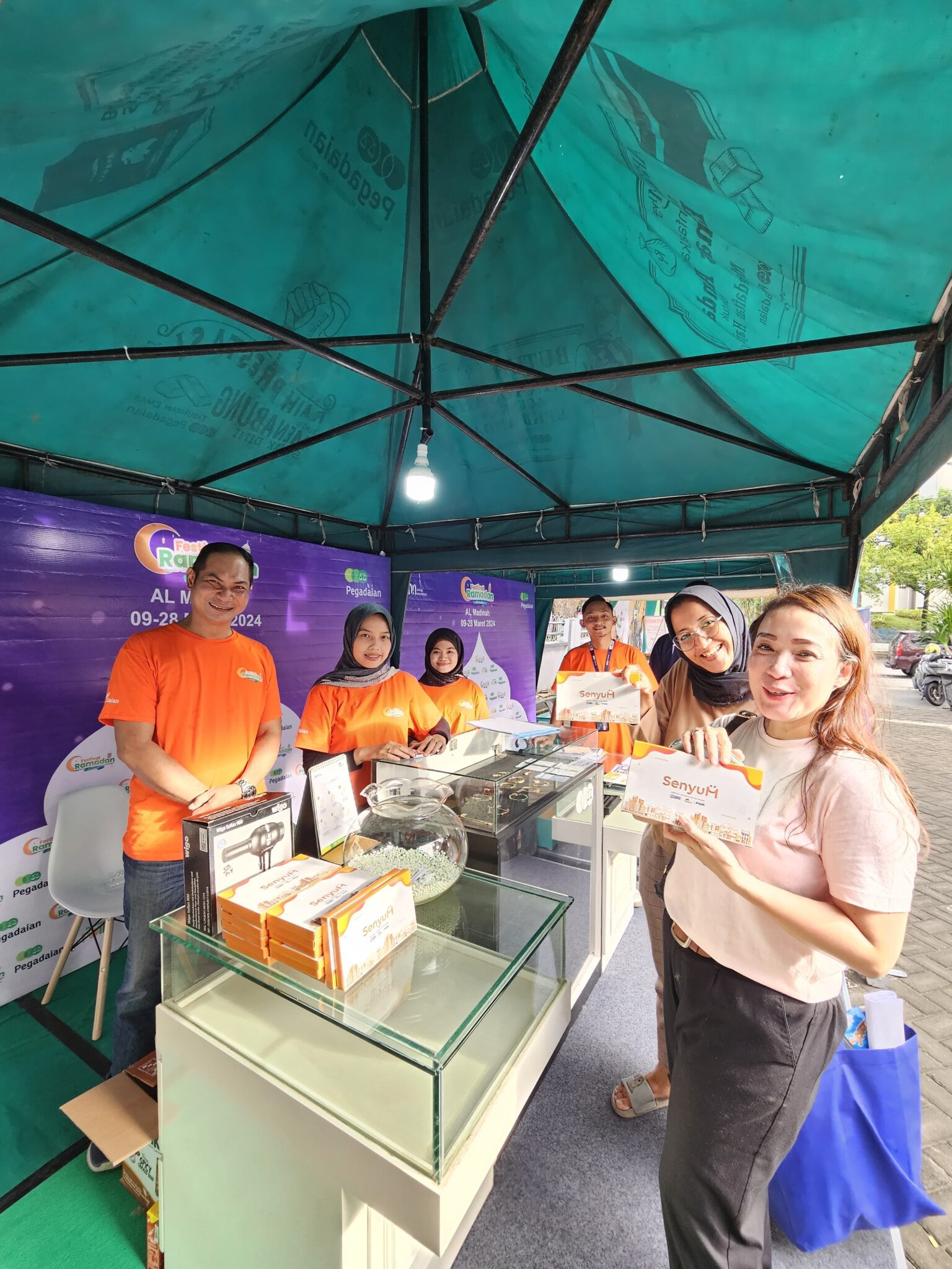 Pegadaian Area Surabaya 2 Gelar Festival Ramadan, Bazar Lelang Emas Dan Santunan Anak Yatim