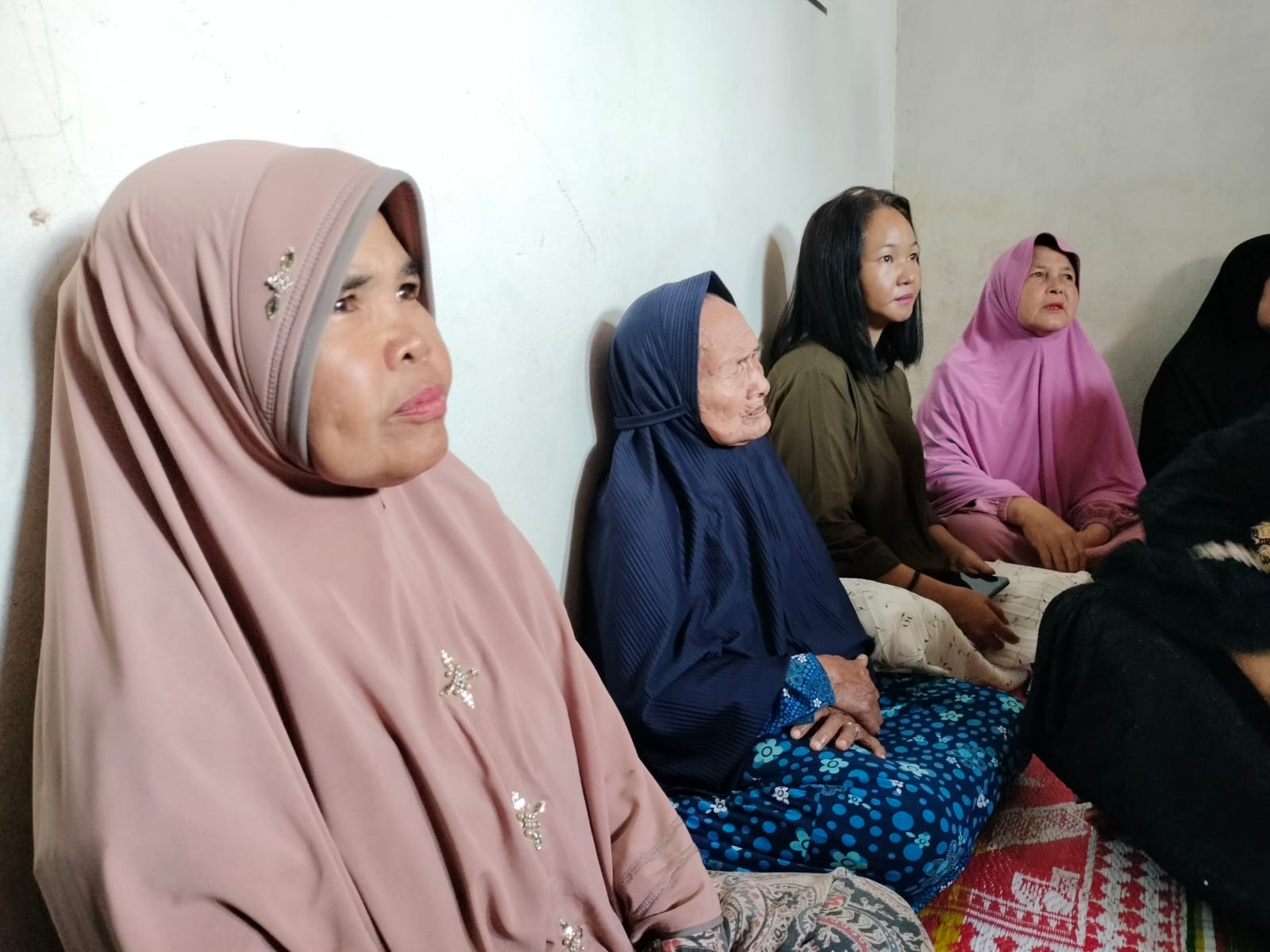 Eksekusi 1 Unit Rumah warga semurup Ditunda, Penggugat Ngotot Untuk dilanjutkan.