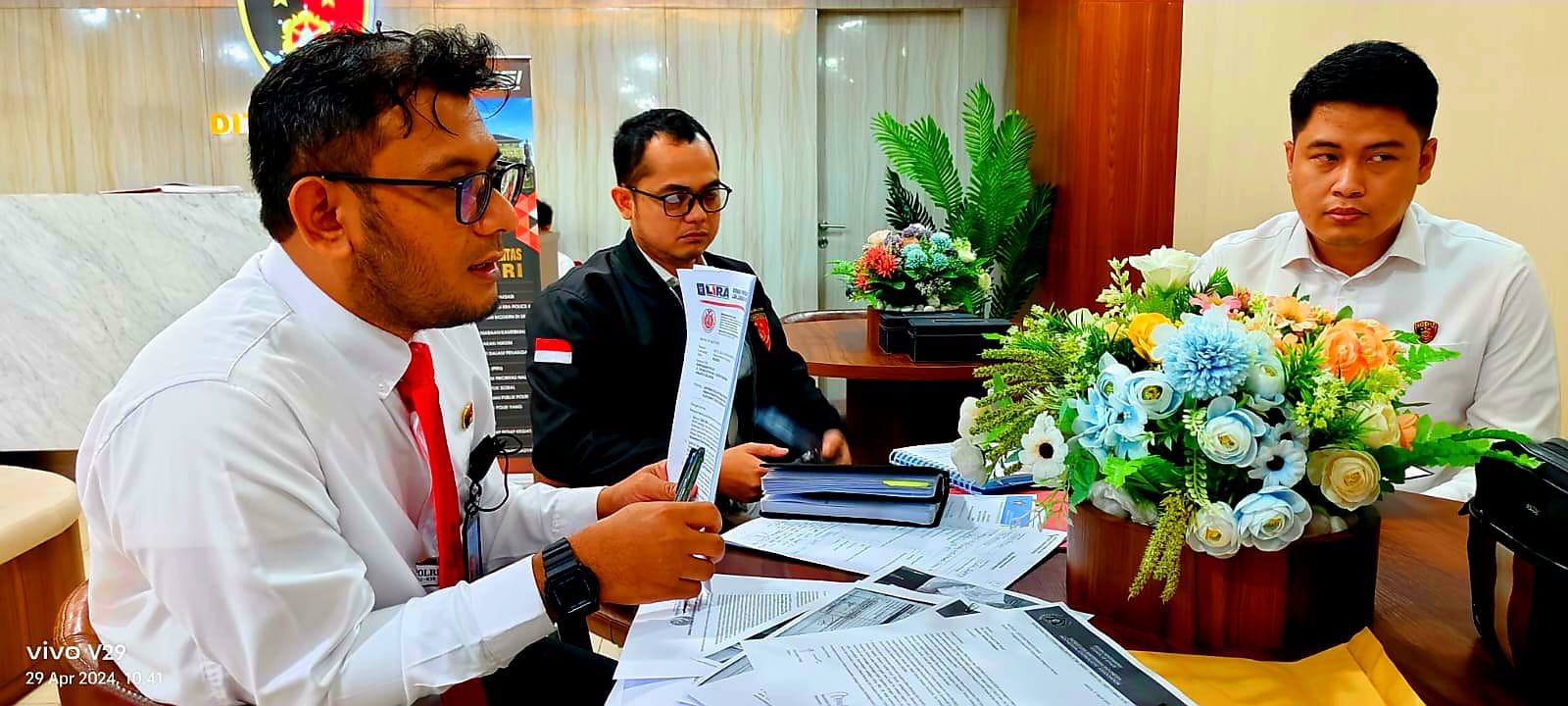 Jusuf Rizak ke Bareskrim Polri Lengkapi Data Korupsi Dana Hibah BUMN PWI Pusat RP.2,9 Milyar