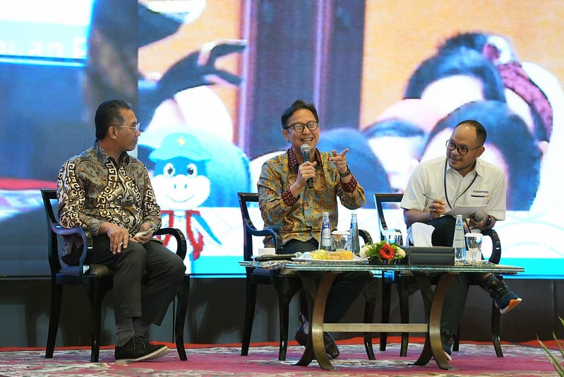 Pusinafis Bareskrim Polri Sosialisasikan Aplikasi AK23 di Sekolah 
