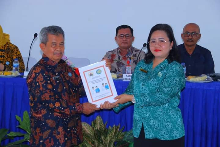 https://www.goindonesia.id/ny-arismanwati-amizaro-waruwu-penyambutan-tim-supervisi-sumut-dalam-rangka-pelaksanaan-desa-tertib-administrasi-pkk-tahun-2024/