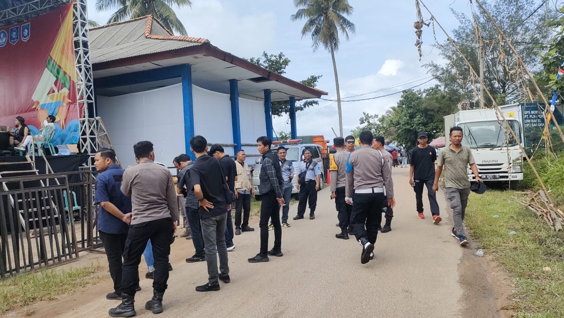 84 Personil Diterjunkan Polres Bangka Barat Amankan Pesta Adat Perang Ketupat