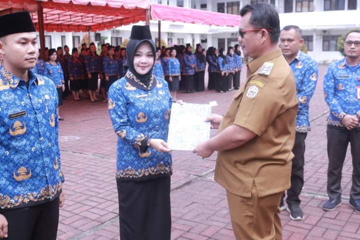 Wali Kota Sowa’a Laoli, SE., M.Si. Melantik 317 Orang Pegawai Pemerintah dan Pengambilan Sumpah/Janji Pegawai (PPPK) Di Kantor Wali Kota Gunungsitoli