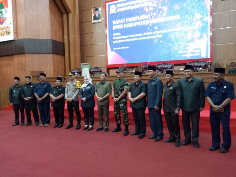 DPRD Kabupaten Musi Rawas Menggelar Rapat Paripurna Penyampaian Laporan LKPJ