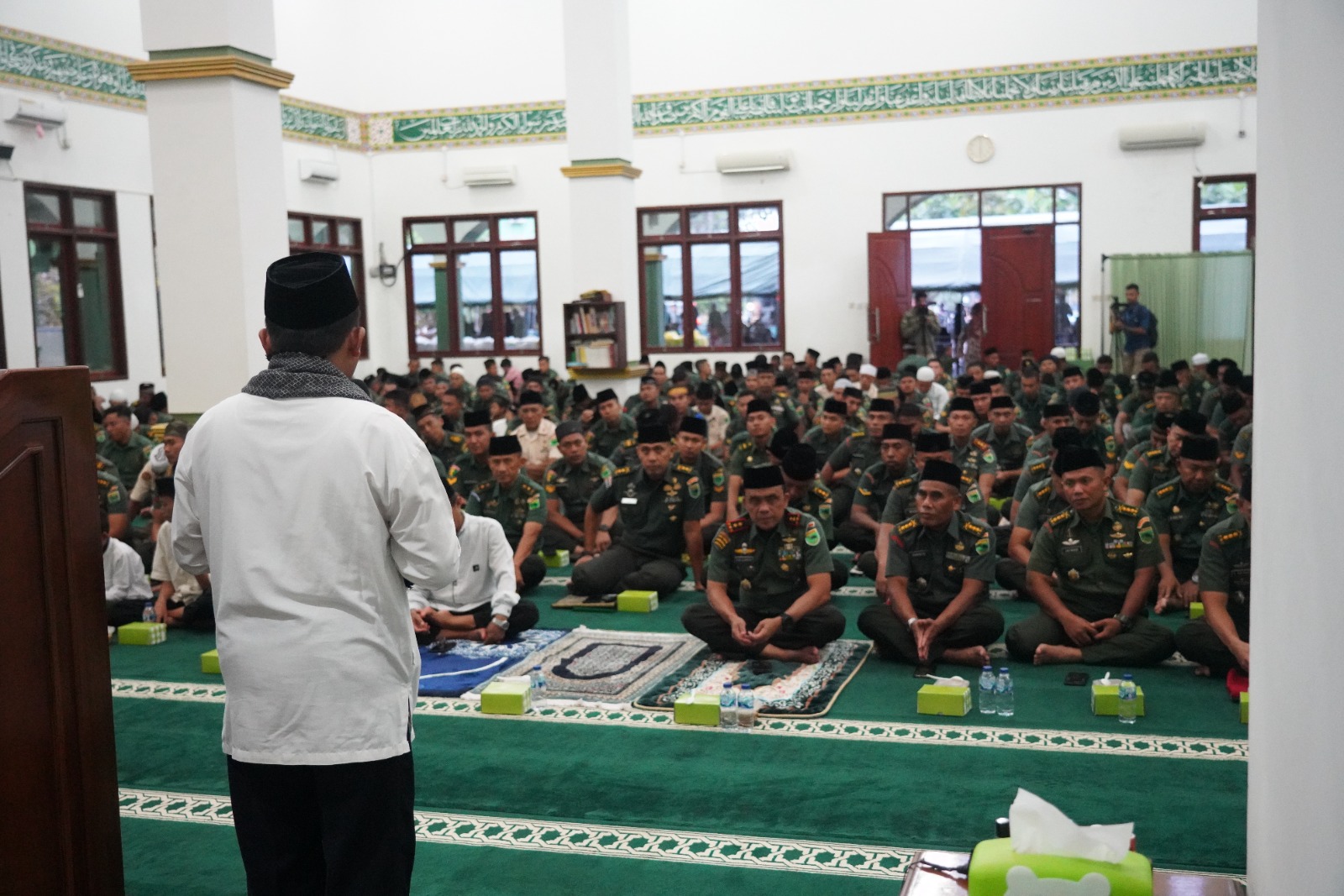 Pangdam Kasuari : Momen Peringatan Nuzulul Quran dan Buka Puasa Bersama Menjadi Peluang Kuatkan Ukhuwah