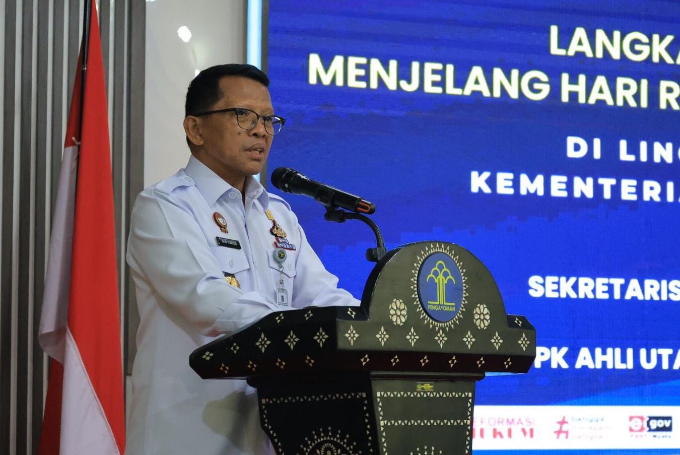 16.692 Warga Binaan di Lapas/ Rutan Jatim Peroleh Remisi Khusus Idulfitri

Sub Judul: Warga Binaan di Jatim Terbanyak Peroleh Remisi Secara Nasional