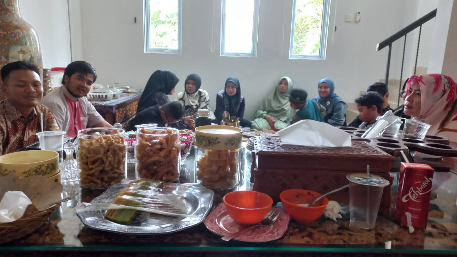Emtizar Karyan Ketua DPD Partai Ummat Gelar Open House di Central Sukajadi 