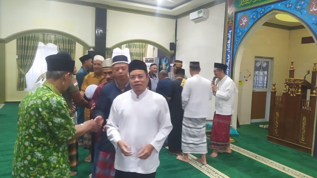 Ustadz Abdul Rahman LC Mengungkap Tanda Amal Ibadah Diterima Allah SWT : Kajian Ahad di Masjid Baitussallam Botania