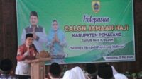 Bupati Pemalang Mansur Hidayat Memberangkatkan 708 Jemaah Calon Haji Pada Musim Haji Tahun 2024