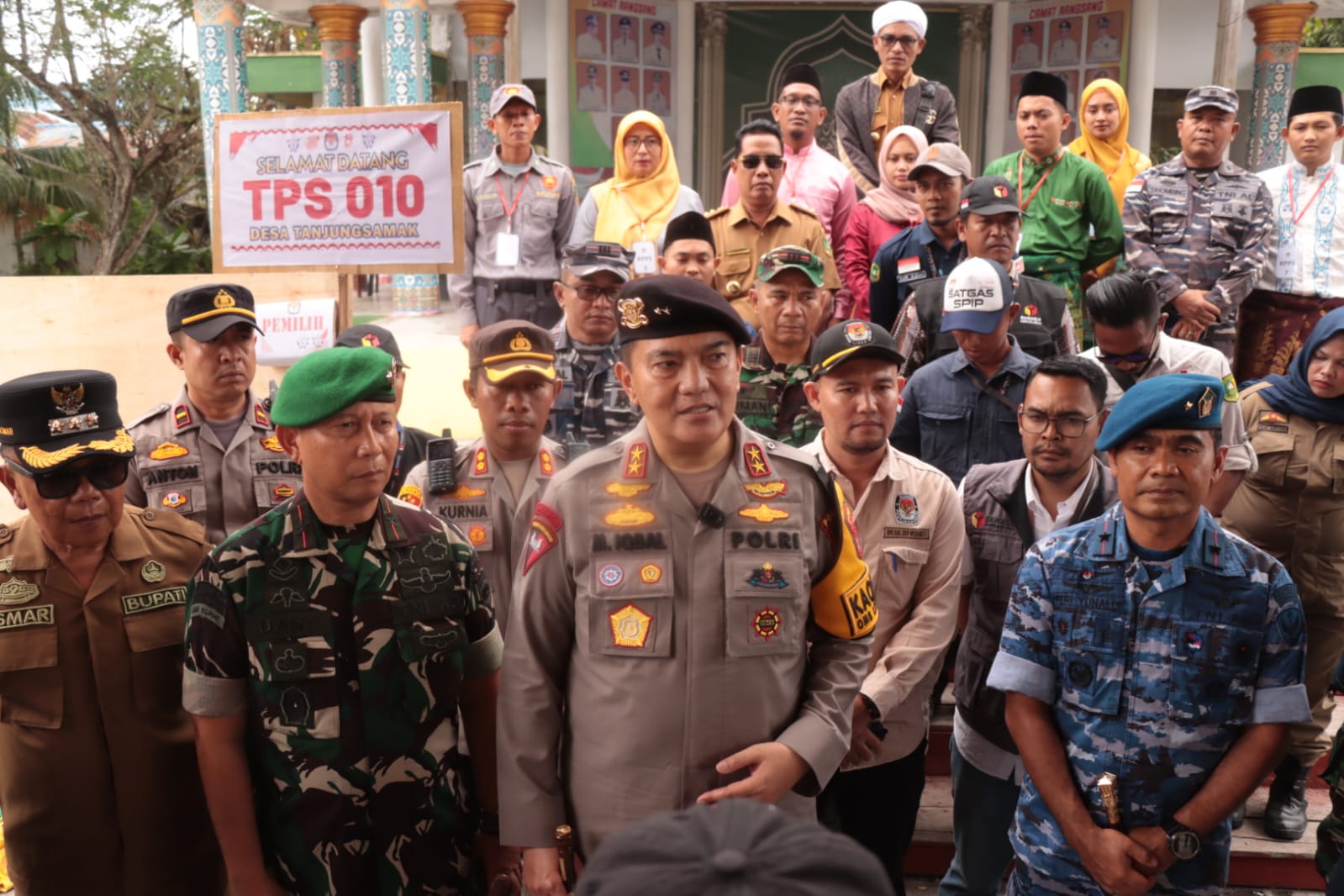 Rombongan Kapolda Riau Tinjau TPS di Pulau Rangsang, Pastikan Logistik Terdistribusi
